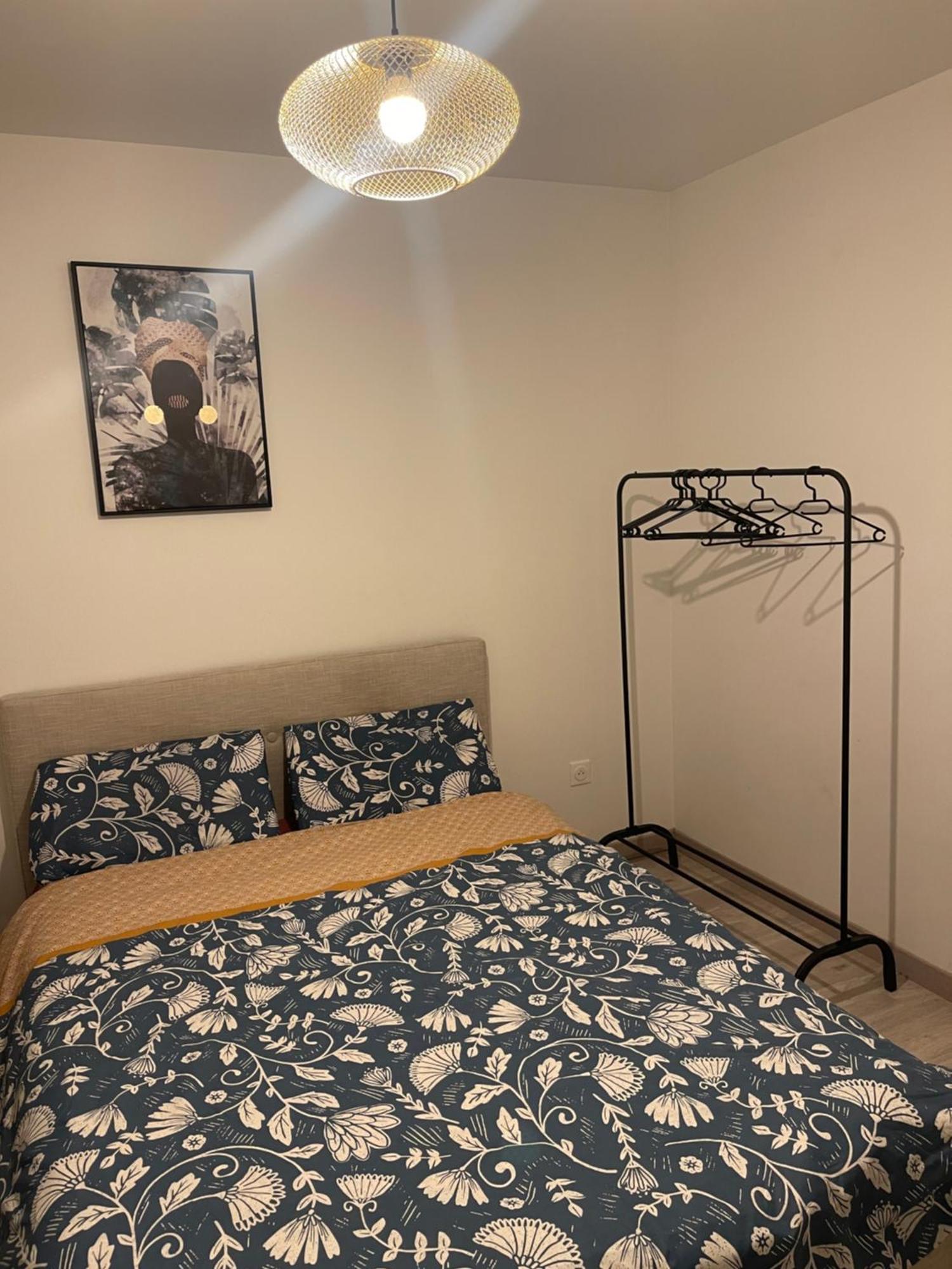 Appartement Cosy Et Bien Equipe Nanterre Dış mekan fotoğraf